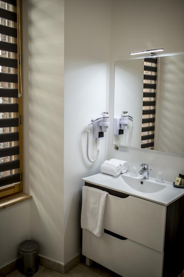 La Tissandiere Hotel Lalbenque Luaran gambar